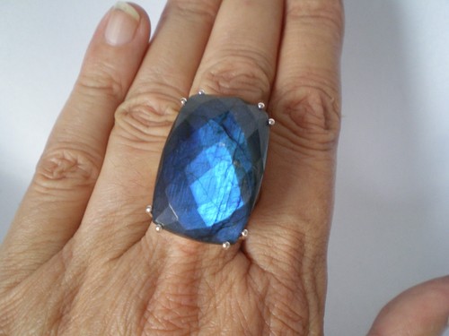 Blue labradorite ring size - blue,