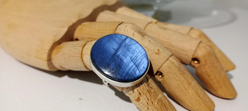 Vintage blue labradorite ring