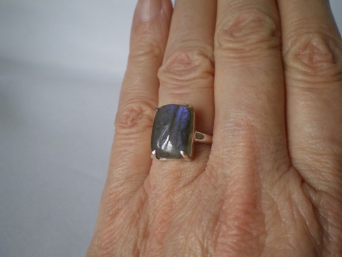 Labradorite octagon ring 6 - labradorite, 7.6